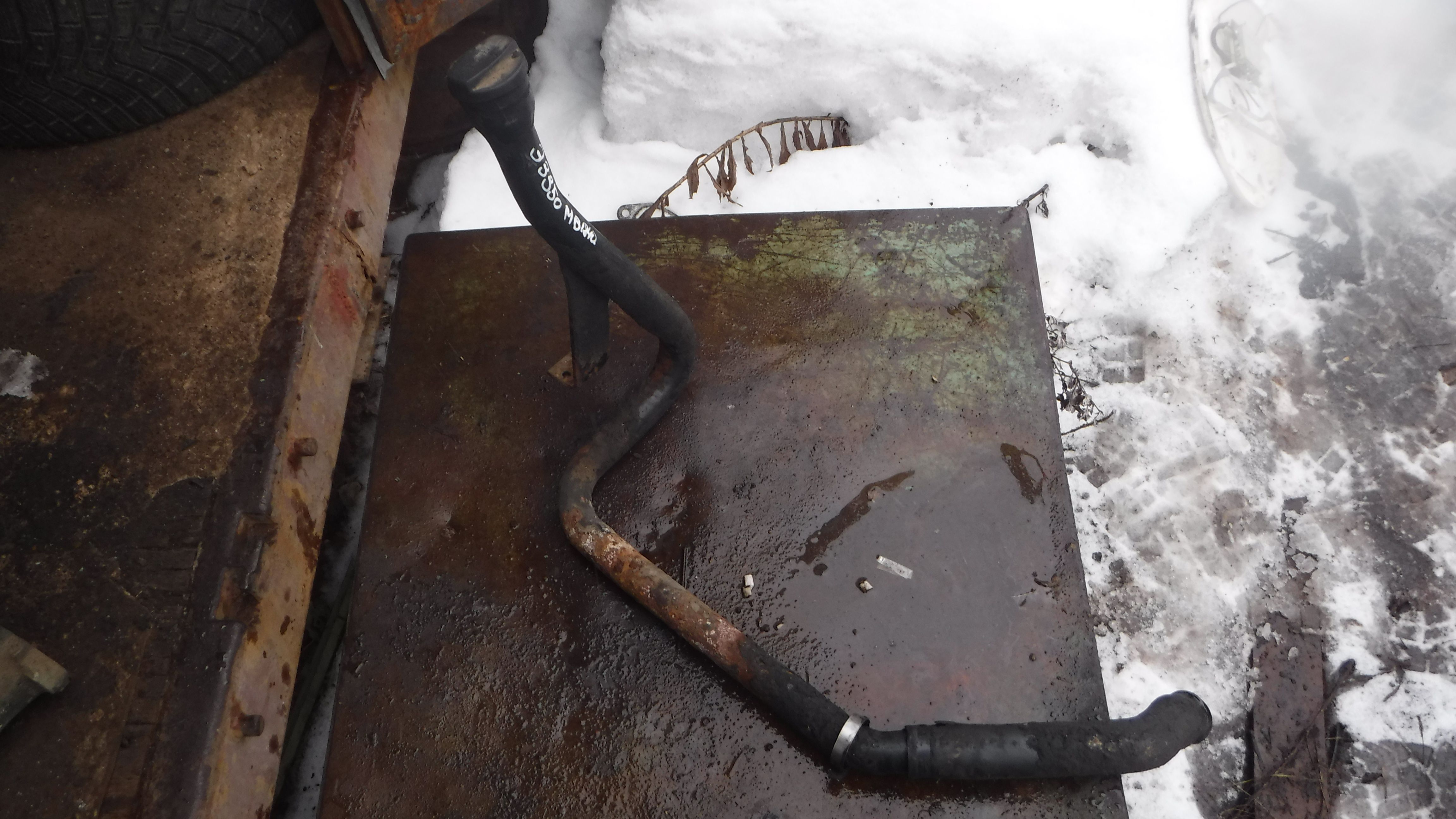 Масло заливная горловина Мерседес OM422 Старички 1989-1998